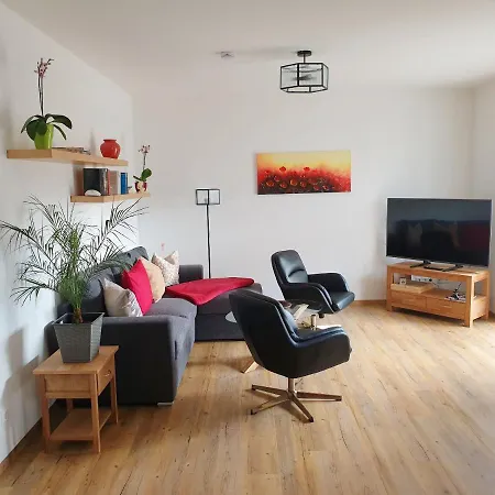 Apartment Zur Flatterulme 1 *