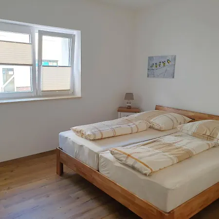 Zur Flatterulme 1 Apartament *