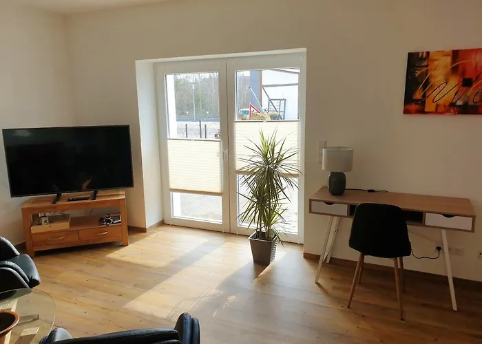 Appartement Zur Flatterulme 1 Weisswasser