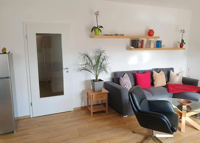Appartement Zur Flatterulme 1 Weisswasser